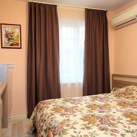 Apartamento Къщата С Чешмата Veliko Tárnovo Exterior foto