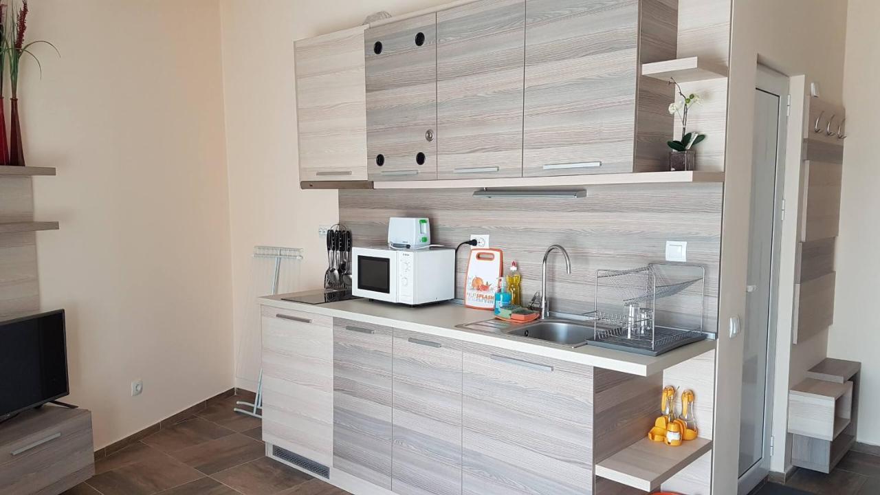 Apartamento Къщата С Чешмата Veliko Tárnovo Exterior foto