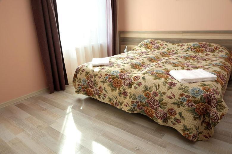 Apartamento Къщата С Чешмата Veliko Tárnovo Exterior foto